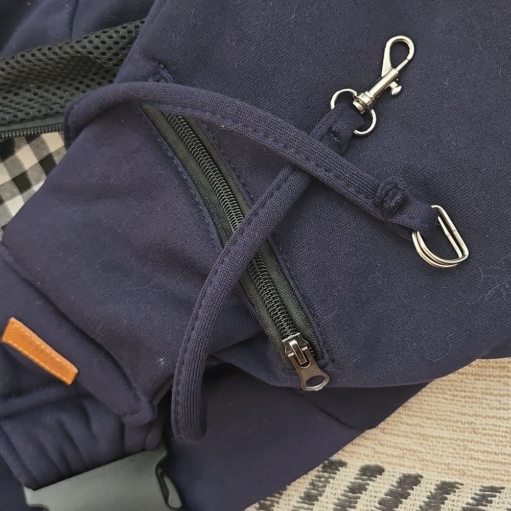 Cuby Reversible Navy Blue Sling Bag Pet Carrier - Picture 4 of 4